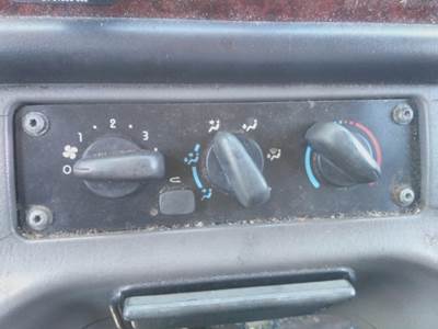 Freightliner M2 106 Heater / AC Temp Control
