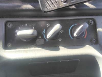 Freightliner M2 106 Heater / AC Temp Control