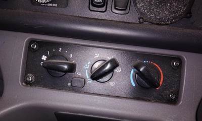 Freightliner M2 106 Heater / AC Temp Control