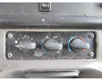 Freightliner M2 106 Heater / AC Temp Control