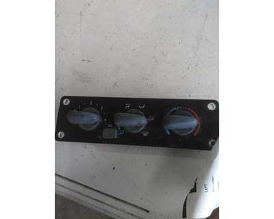 2006 Freightliner M2 106 Heater / AC Temp Control, Part # A 068 775 10 02