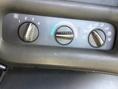 GMC C8500 Heater / AC Temp Control