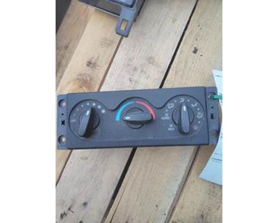 Used International 4300 3 Knob Climate Control