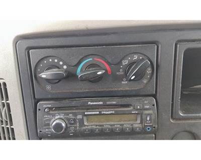 2012 International 4300 3-KNOB Heater / AC Climate Control