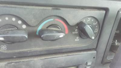 International 4400 Heater / AC Temp Control