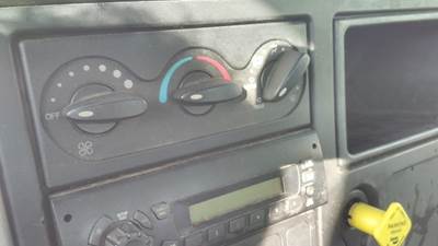 International 4400 Heater / AC Temp Control