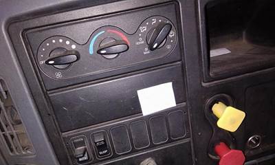 International 4400 Heater / AC Temp Control