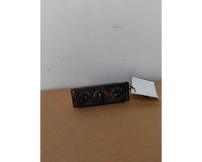 2010 International 7400 Temperature Control 3 Dial A/C