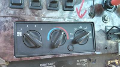 International 9200i Heater / AC Temp Control