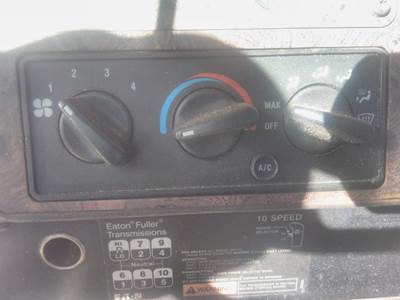International 9200i Heater / AC Temp Control