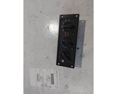 Used International 9200I Heater / AC Temperature Control, Part # 748030