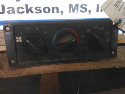 International 9400i Heater / AC Temp Control
