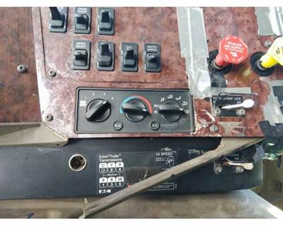 International 9400i Heater / AC Temp Control