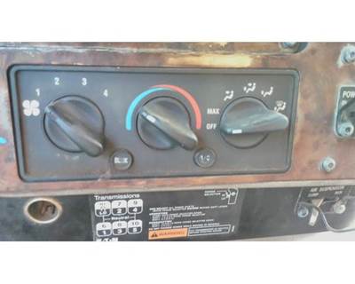 International 9400i Heater / AC Temp Control