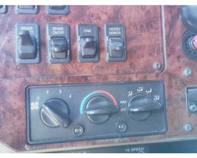 International 9400i Heater / AC Temp Control