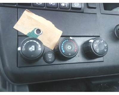 International LT Heater / AC Temp Control