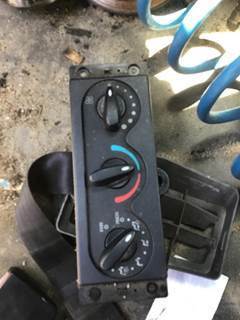 International ProStar Heater / AC Temp Control for a International PROSTAR 122