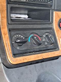 International ProStar Heater / AC Temp Control for a International PROSTAR 122