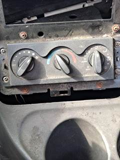 International ProStar Heater / AC Temp Control for a International PROSTAR 122