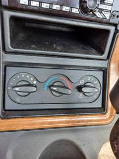 International ProStar Heater / AC Temp Control for a International PROSTAR 122