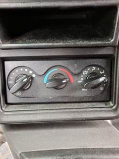 International ProStar Heater / AC Temp Control for a International PROSTAR 122