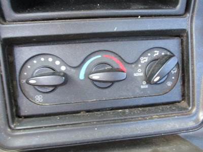 International ProStar Heater / AC Temp Control for a International PROSTAR 113