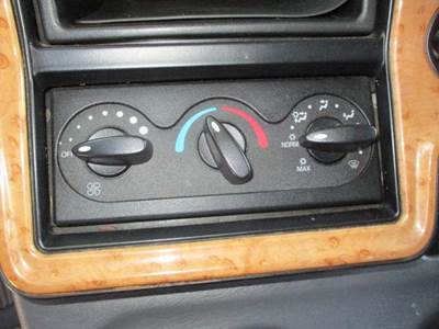 International ProStar Heater / AC Temp Control for a International PROSTAR 122