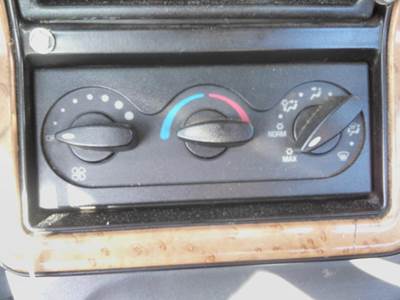 International ProStar Heater / AC Temp Control for a International PROSTAR 113
