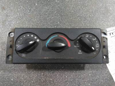 International ProStar Heater / AC Temp Control for a International PROSTAR 122