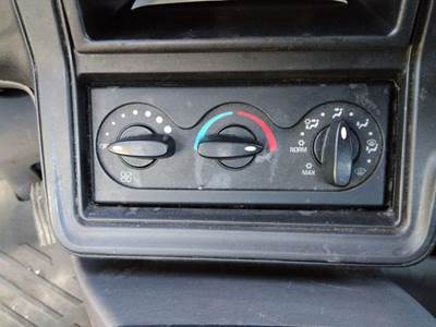 International ProStar Heater / AC Temp Control for a International PROSTAR 122