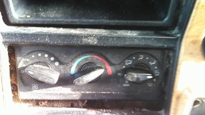 International ProStar Heater / AC Temp Control for a International PROSTAR 122