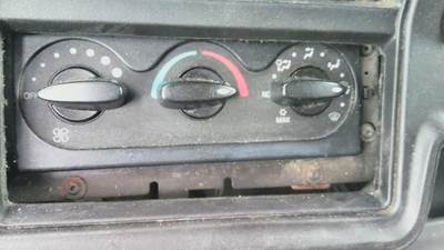 International ProStar Heater / AC Temp Control for a International PROSTAR 122