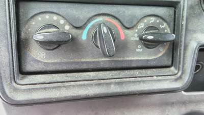 International ProStar Heater / AC Temp Control for a International PROSTAR 122