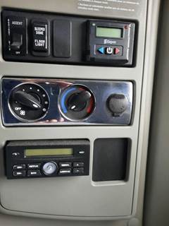 International ProStar Heater / AC Temp Control for a International PROSTAR 122
