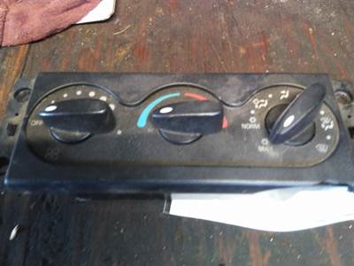 International ProStar Heater / AC Temp Control for a International PROSTAR 122