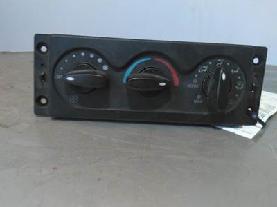 International ProStar Heater / AC Temp Control for a International PROSTAR 122