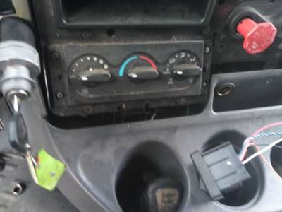 International ProStar Heater / AC Temp Control for a International PROSTAR 122