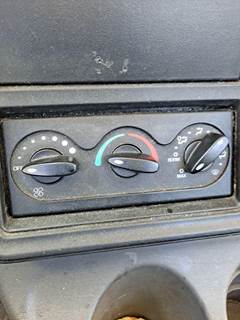 International ProStar Heater / AC Temp Control for a International PROSTAR 113