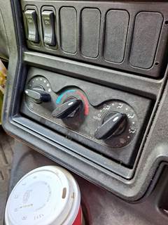 International ProStar Heater / AC Temp Control for a International PROSTAR 122