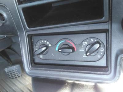 International ProStar Heater / AC Temp Control for a International PROSTAR 122