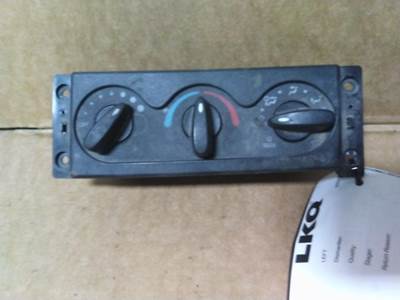 International ProStar Heater / AC Temp Control for a International PROSTAR 122