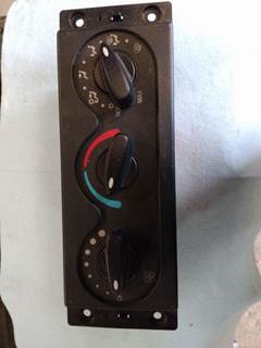 International ProStar Heater / AC Temp Control for a International PROSTAR 122