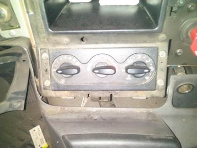 International ProStar Heater / AC Temp Control for a International PROSTAR 113
