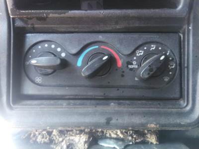 International ProStar Heater / AC Temp Control for a International PROSTAR 122