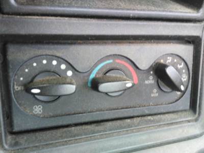 International ProStar Heater / AC Temp Control for a International PROSTAR 122