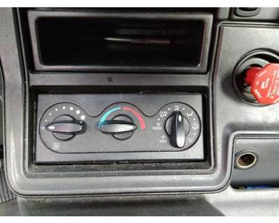 International ProStar Heater / AC Temp Control for a International PROSTAR 122