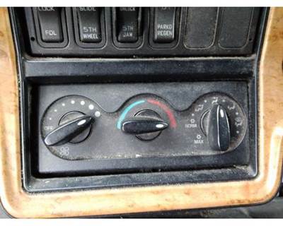 International ProStar Heater / AC Temp Control for a International PROSTAR 122