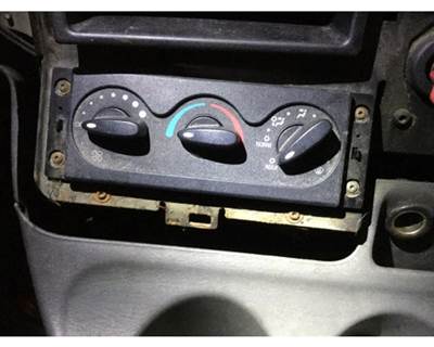 International ProStar Heater / AC Temp Control for a International PROSTAR 122