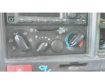 Isuzu NPR HD Heater / AC Temp Control