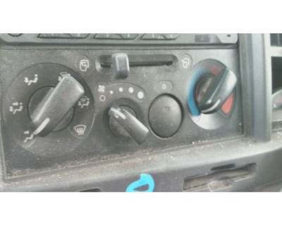 Isuzu NPR HD Heater / AC Temp Control